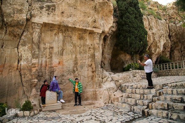 دروازه قرآن و خواجوی کرمانی