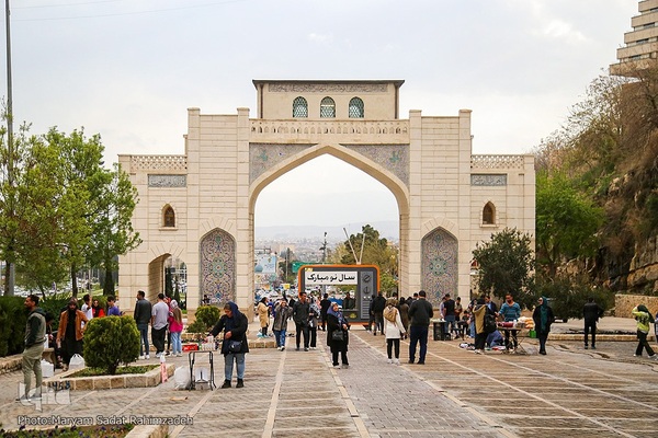 دروازه قرآن و خواجوی کرمانی