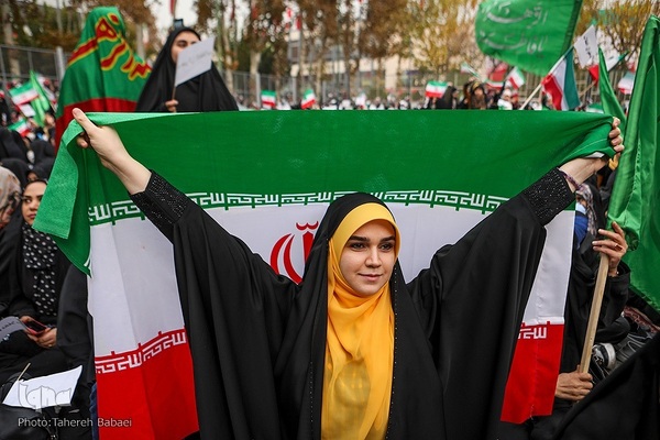 اجتماع بزرگ دختران انقلاب در ورزشگاه شهید شیرودی