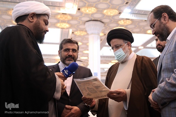 بازدید حجت‌الاسلام والمسلمین سیدابراهیم رئیسی، رئیس‌جمهور از سی‌اُمین نمایشگاه بین‌المللی قرآن کریم