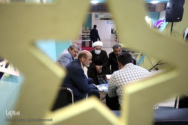 بازدید حسن مسلمی نایینی، رییس جهاد دانشگاهی از نمایشگاه بین المللی قرآن کریم