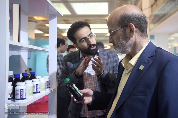 بازدید حسن مسلمی نایینی، رییس جهاد دانشگاهی از نمایشگاه بین المللی قرآن کریم