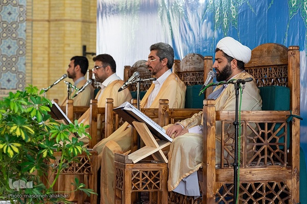 جزءخوانی قرآن در مصلی کرج‎‎