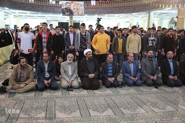 ضیافت افطاری «امام مهربانی‌ها» ویژه ۲۰۰۰ دانش آموز همدانی