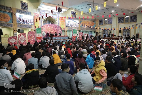 ضیافت افطاری «امام مهربانی‌ها» ویژه ۲۰۰۰ دانش آموز همدانی