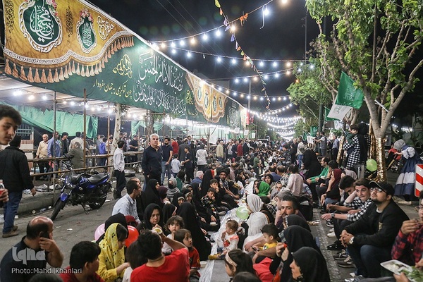 مراسم افطار به مناسبت میلاد امام حسن مجتبی(ع)