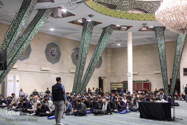 مراسم شب نوزدهم ماه رمضان در دانشگاه تهران