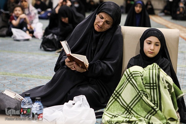 مراسم شب نوزدهم ماه رمضان در دانشگاه تهران