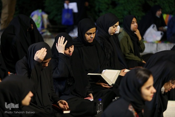 مراسم شب نوزدهم ماه رمضان در دانشگاه تهران