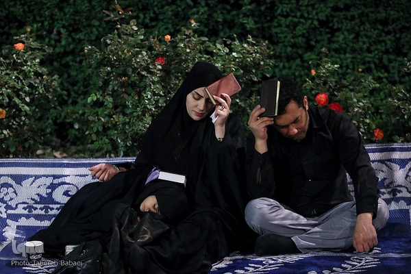 مراسم شب نوزدهم ماه رمضان در دانشگاه تهران