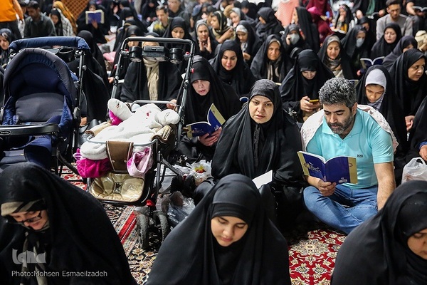 مراسم احیای شب نوزدهم ماه مبارک رمضان در حرم منور رضوی