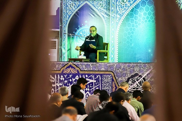 مراسم احیای شب نوزدهم ماه مبارک رمضان در مصلی اهواز