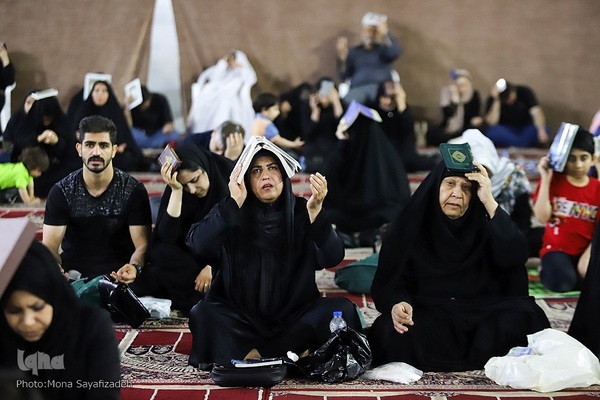 مراسم احیای شب نوزدهم ماه مبارک رمضان در مصلی اهواز