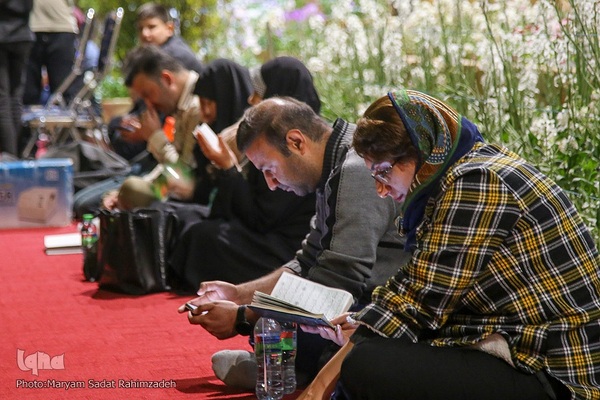 اولین شب قدر در حافظیه