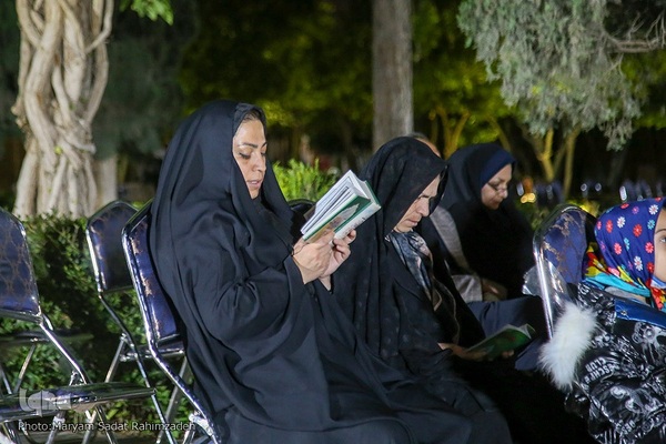 اولین شب قدر در حافظیه