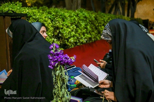 اولین شب قدر در حافظیه