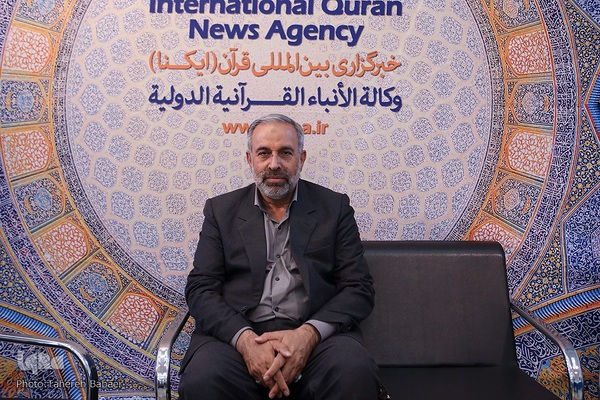 نهمین شب نمایشگاه قرآن