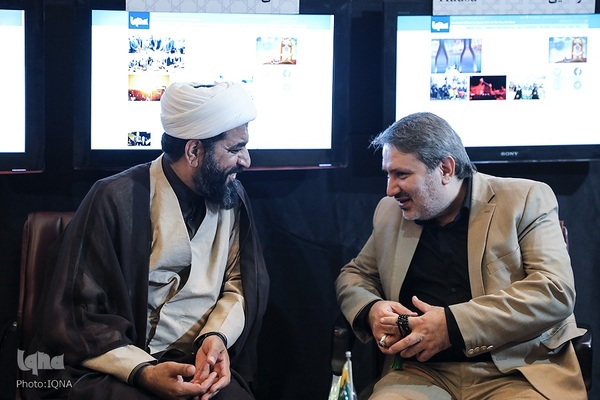 نهمین شب نمایشگاه قرآن