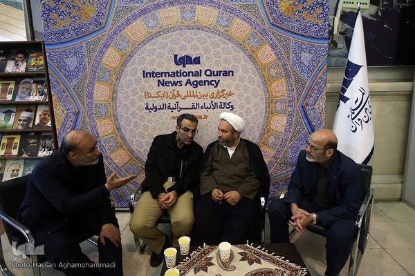 غرفه ایکنا در دهمین شب از نمایشگاه بین‌المللی قرآن کریم 