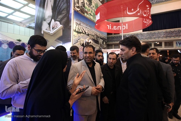 غرفه ایکنا در دهمین شب از نمایشگاه بین‌المللی قرآن کریم 