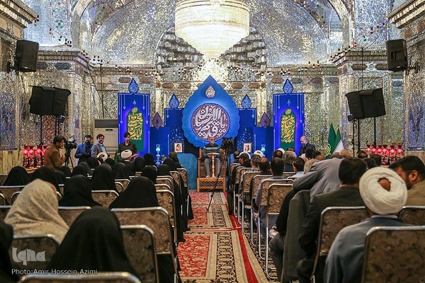 نشست جامعه قرآنی استان فارس با نماینده ولی‎فقیه در استان
