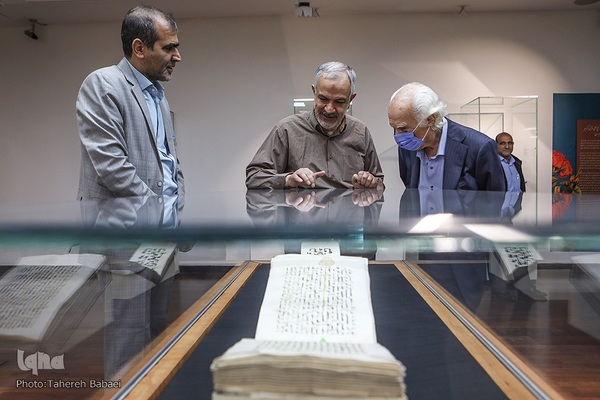 استاد محمدحسن سمسار، محقق، تاریخ‌دان و احمد مسجدجامعی