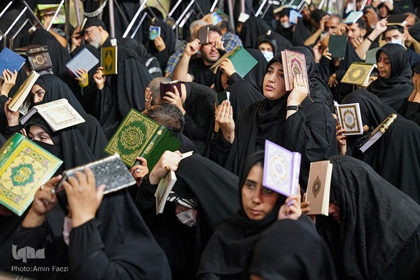 احیا در حرم امام علی‎‎