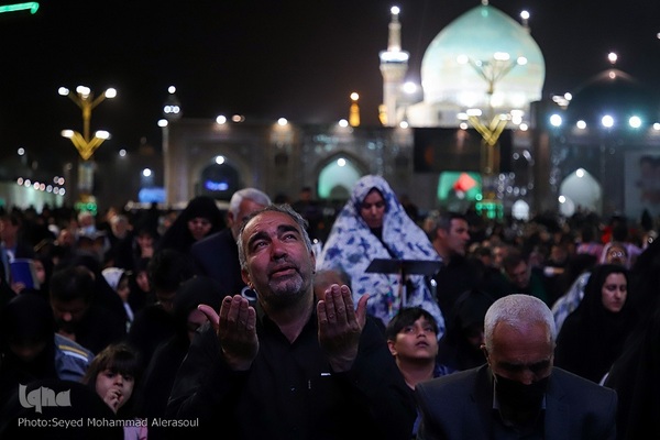 مراسم احیای شب بیست‌ویکم ماه مبارک رمضان در حرم مطهر رضوی