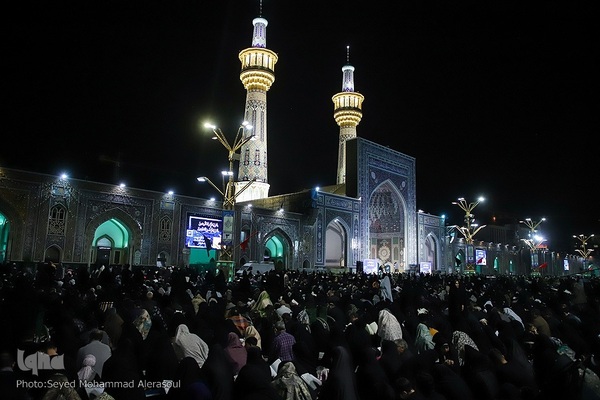 مراسم احیای شب بیست‌ویکم ماه مبارک رمضان در حرم مطهر رضوی