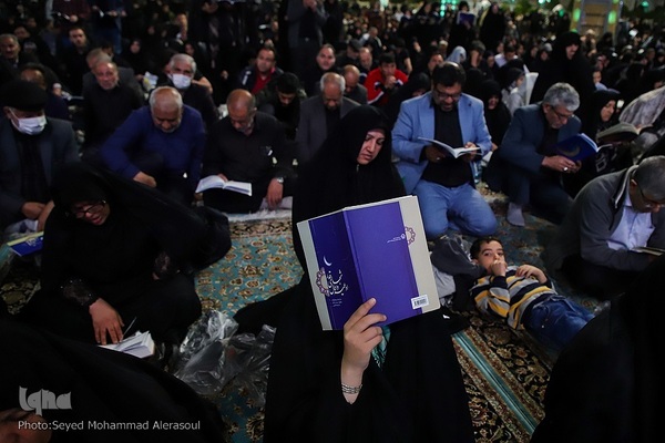 مراسم احیای شب بیست‌ویکم ماه مبارک رمضان در حرم مطهر رضوی