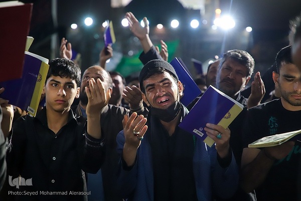 مراسم احیای شب بیست‌ویکم ماه مبارک رمضان در حرم مطهر رضوی