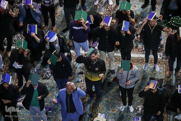 مراسم احیای شب بیست‌ویکم ماه مبارک رمضان در حرم مطهر رضوی