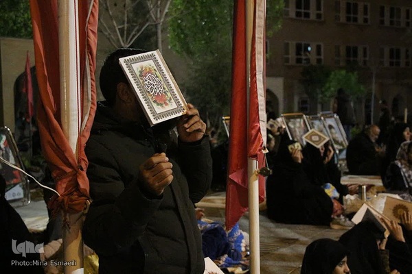 مراسم احیای شب بیست و یکم ماه مبارک رمضان در گلزار شهدای اراک