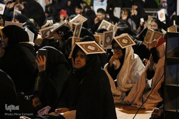 مراسم احیای شب بیست و یکم ماه مبارک رمضان در گلزار شهدای اراک