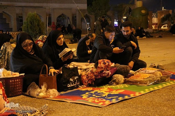 مراسم احیای شب بیست و یکم ماه مبارک رمضان در گلزار شهدای اراک