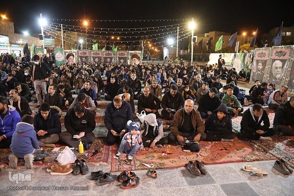مراسم احیای شب ۲۱ رمضان در حرم امامزاده عبدالله (ع) و حسینیه گلزار شهدای همدان