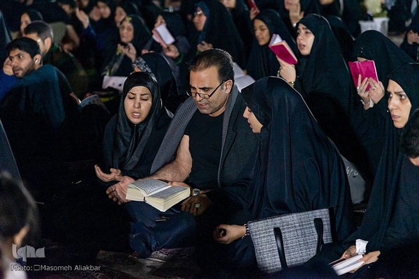 مراسم احیای شب بیست و یکم ماه مبارک رمضان در دانشگاه آزاد اسلامی شهرستان کرج