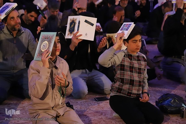 مراسم احیای شب ۲۱ رمضان در حرم امامزاده عبدالله (ع) همدان