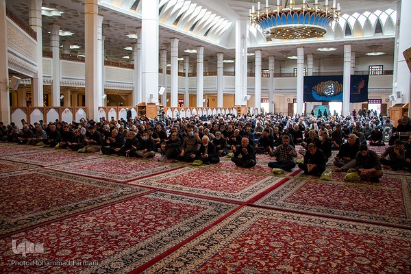 ظهر شهادت حضرت علی علیه السلام در حرم شاهچراغ