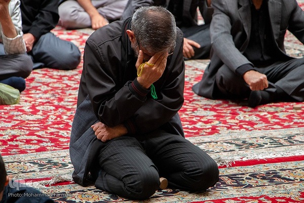 ظهر شهادت حضرت علی علیه السلام در حرم شاهچراغ