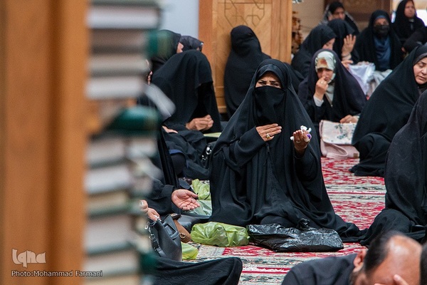 ظهر شهادت حضرت علی علیه السلام در حرم شاهچراغ