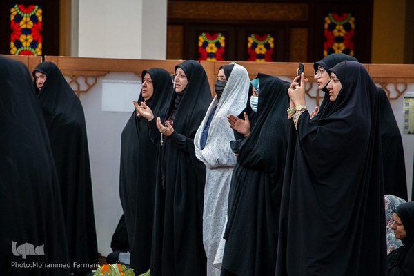 ظهر شهادت حضرت علی علیه السلام در حرم شاهچراغ
