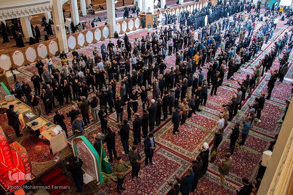 ظهر شهادت حضرت علی علیه السلام در حرم شاهچراغ