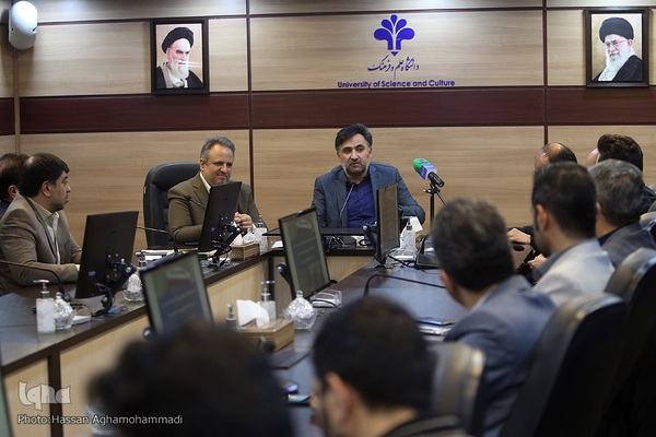 بازدید روح الله دهقانی فیروزآبادی، معاون علمی و فناوری رییس جمهور از پارک علوم، فناوری های نرم و صنایع فرهنگی جهاد دانشگاهی