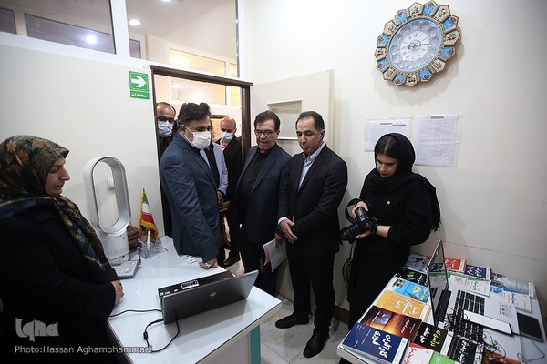 بازدید روح الله دهقانی فیروزآبادی، معاون علمی و فناوری رییس جمهور از پارک علوم، فناوری های نرم و صنایع فرهنگی جهاد دانشگاهی