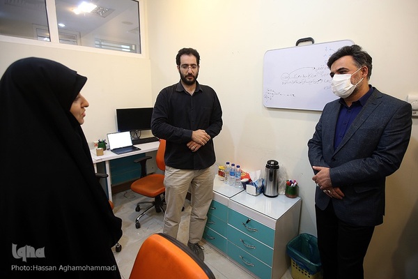 بازدید روح الله دهقانی فیروزآبادی، معاون علمی و فناوری رییس جمهور از پارک علوم، فناوری های نرم و صنایع فرهنگی جهاد دانشگاهی