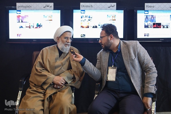 شب سیزدهم نمایشگاه قرآن