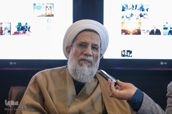 شب سیزدهم نمایشگاه قرآن