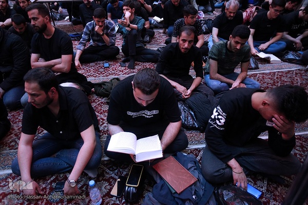 مراسم احیای شب ۲۳ ماه مبارک رمضان در مسجد امام صادق (ع) میدان فلسطین