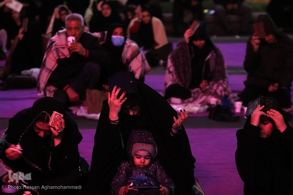 مراسم احیای شب ۲۳ ماه مبارک رمضان در مسجد امام صادق (ع) میدان فلسطین